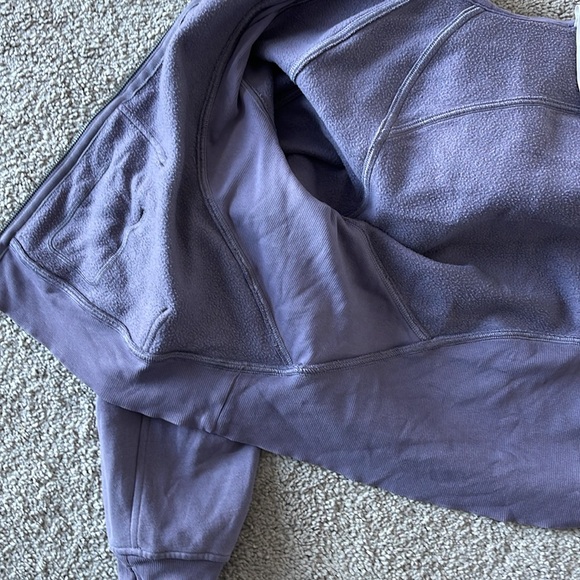 SOLD Lululemon Scuba front pocket full zip Hoodie / size M/L - Picture 7 of 8
